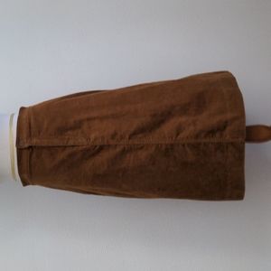High-waisted Uniqlo Corduroy Skirt